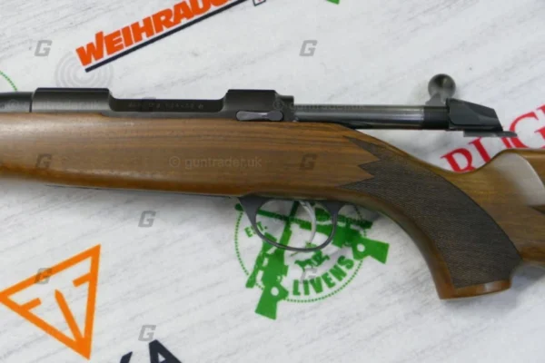 Sako .243 85 S Hunter Wood Blued - Image 2