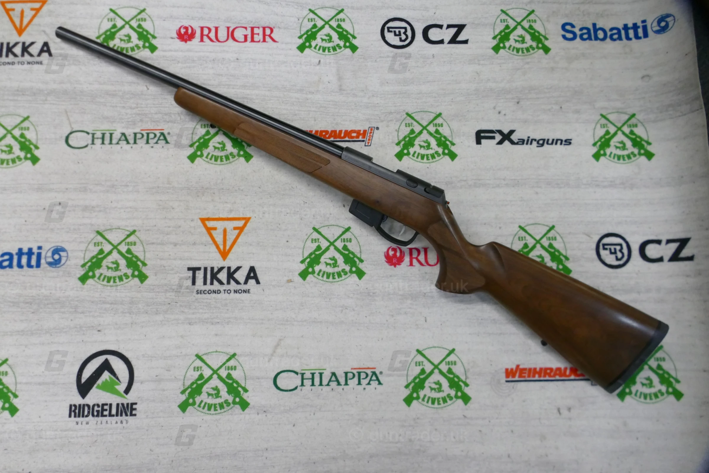 Anschutz .22 LR 1761 CLASSIC - Image 2