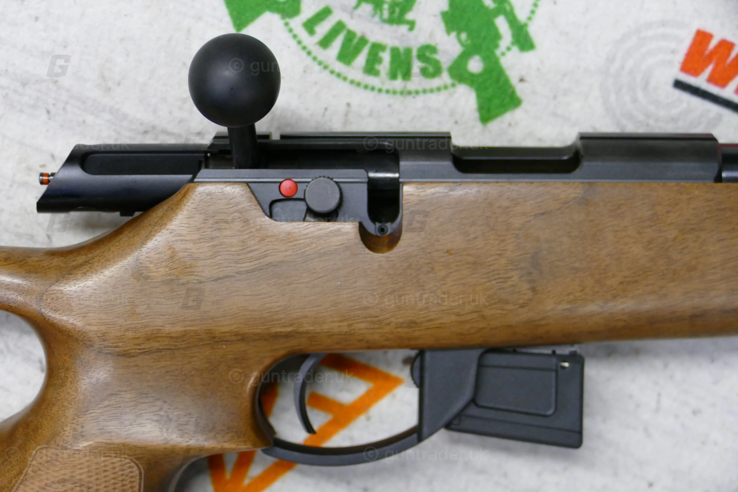 Anschutz .17 HMR 1761 thumbhole - Image 6