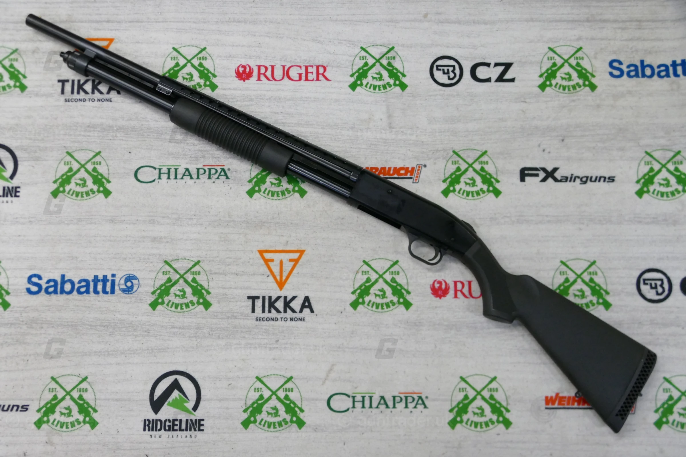 Mossberg 12 gauge 590 Persuader - Image 2